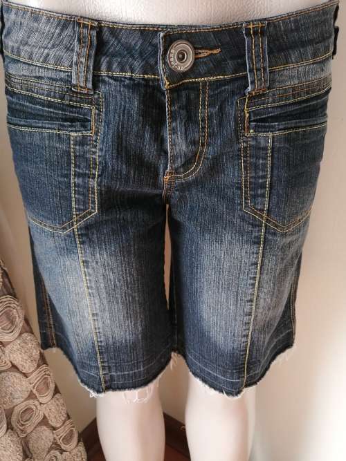 Ladies denim shorts