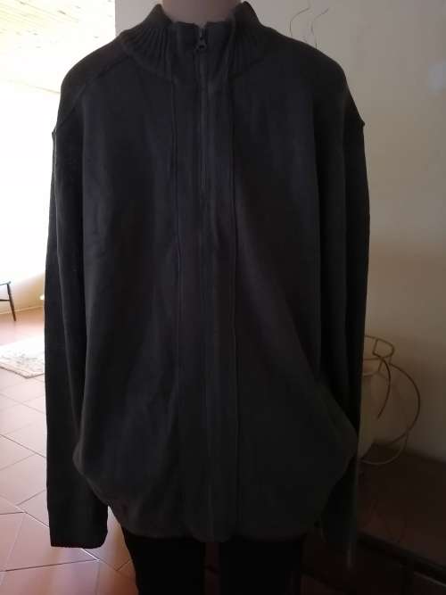 Grey Zipped Cardigan