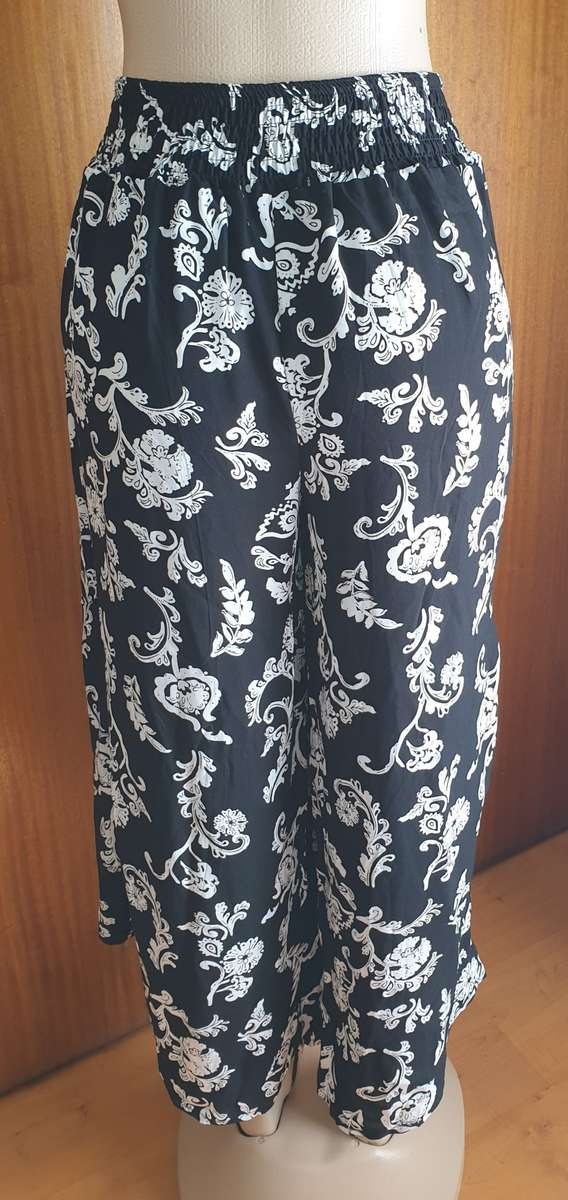 Black and White Print Boho Pants