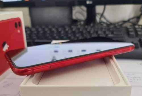 Apple IPhone 11 128GB - Product Red