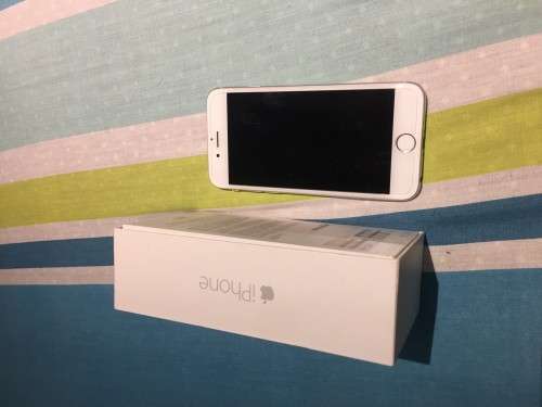 Iphone 6 Silver (Boxed with all accessories)