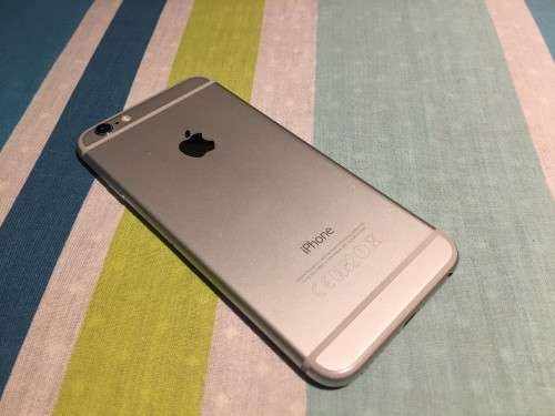 Iphone 6 Silver (Boxed with all accessories)