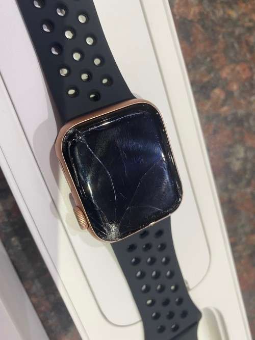 Apple watch series 4 40mm (Gps)