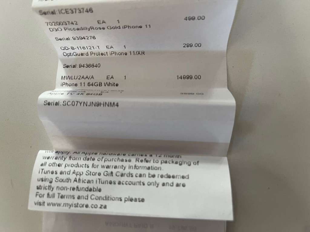 IPHONE 11 64GB WHITE - AS NEW - UNLOCKED - BOXED