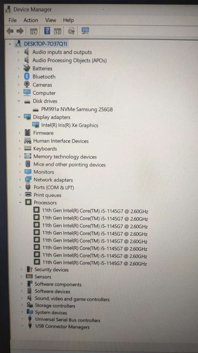 Dell Latitude 5520 i5 11th Gen Intel Iris XE Graphics with active WARRANTY