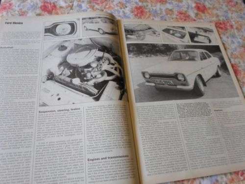 THOROUGHBRED & CLASSIC CARS MAGAZINEJULY 1982 ( FORD ESCORT MK1 , LOTUS ESPRIT , MGC , AUSTIN HEALEY