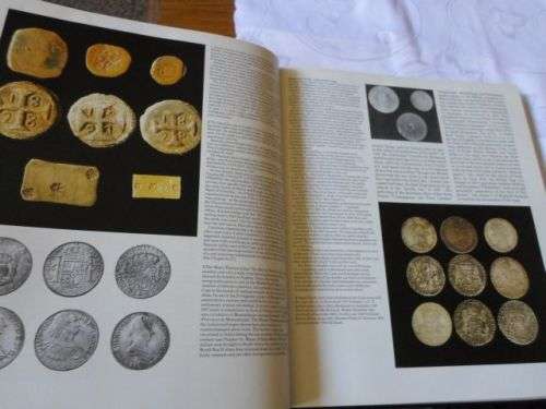 MONEY IN SOUTH AFRICA - C.L. ENGELBRECHT