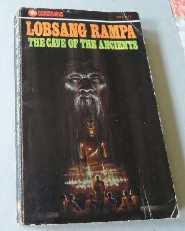 THE CAVE OF THE ANCIENTS - LOBSANG RAMPA