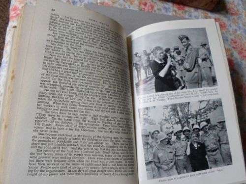 OUMA SMUTS - THE FIRST LADY OF SOUTH AFRICA - TOM MACDONALD