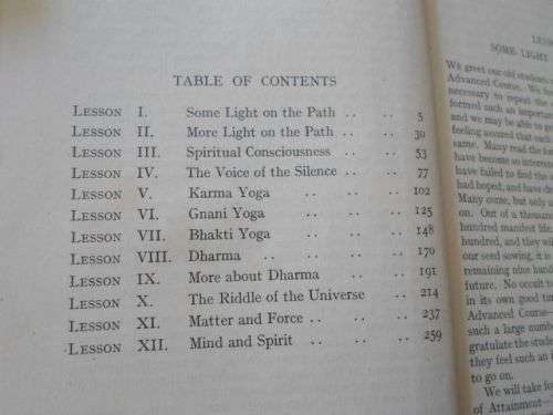 ADVANCED COURSE IN YOGI PHILOSOPHY  AND ORIENTAL OCCULTISM - YOGI RAMACHARAKA