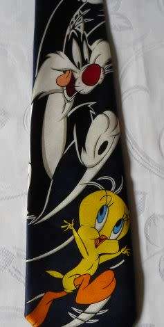 ATTRACTIVE TWEETY AND SYLVESTER - LOONEY TUNES TIE