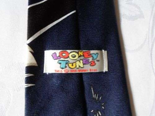 ATTRACTIVE TWEETY AND SYLVESTER - LOONEY TUNES TIE