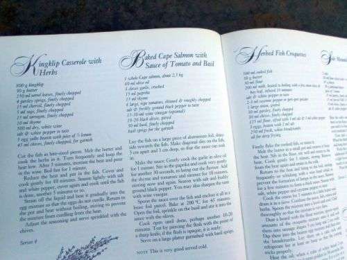 HERBS FOR THE TABLE - SOUTH AFRICAN RECIPES AND HERBAL ADVICE - LYNDALL POPPER & PAMELA CULLINAN