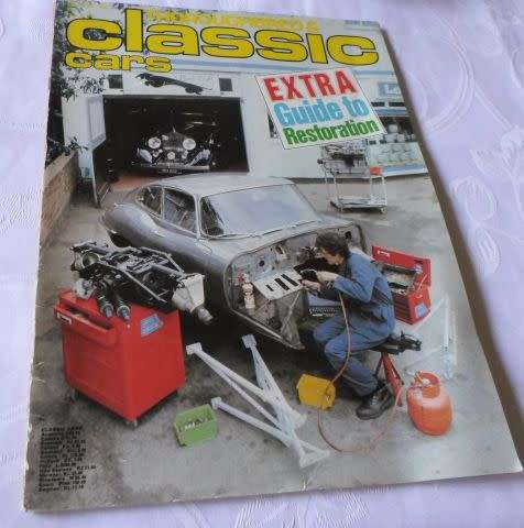 THOROUGHBRED & CLASSIC CARS MAGAZINE OCTOBER 1980 ( GSM DART , MGC , TRIUMPH TR7 ,