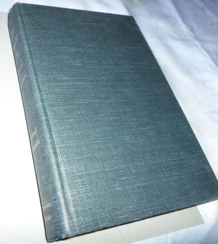 THE WORLD OF JEWEL STONES - MICHAEL WEINSTEIN (weight 1 kg )