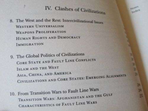THE CLASH OF CIVILIZATIONS AND THE REMAKING OF THE WORLD ORDER - SAMUEL P HUNTINGTON ( weight 0,30 k
