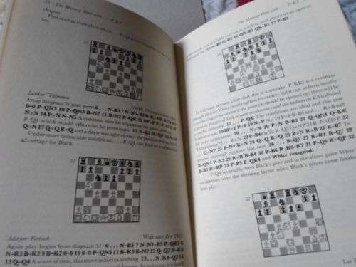 HOW TO PLAY THE SICILIAN DEFENCE - DAVID N.L. LEVY & KEVIN J O'CONNELL ( 0.30 kg )