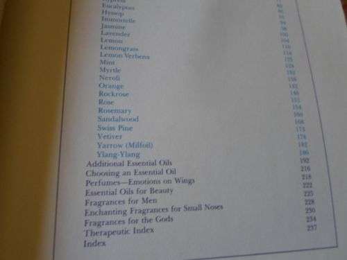 COMPLETE AROMATHERAPY HANDBOOKS - ESSENTIAL OILS FOR RADIANT HEALTH - SUSANNE FISCHER-RIZZI