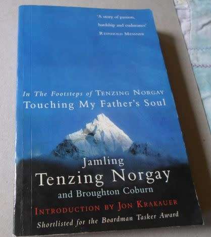 TOUCHING MY FATHER'S SOUL - IN THE FOOTSTEPS OF TENZING NORGAY - JAMLING TENZING NORGAY ( 0,20 kg )