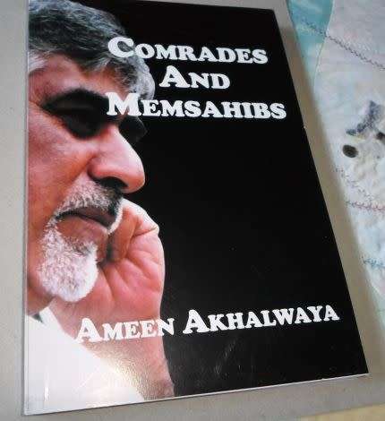 COMRADES AND MEMSAHIBS - AMEEN AKHALWAYA ( weight 0,40 kg )