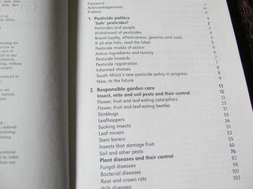 THE GARDEN GUARDIAN'S GUIDE TO ENVIRONMENTALLY-RESPONSIBLE GARDEN CARE - JOHAN GERBER