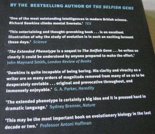 THE EXTENDED PHENOTYPE - THE LONG REACH OF THE GENE - RICHARD DAWKINS