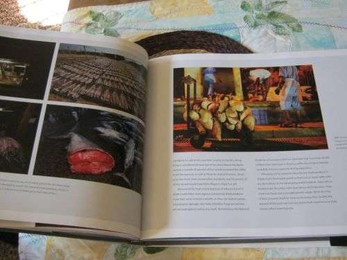 SHARKS & PEOPLE - THOMAS P PESCHAK