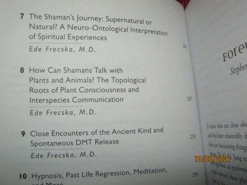 INNER PATHS TO OUTER SPACE - JOURNEYS TO ALIEN WORLDS THROUGH PSYCHEDELICS AND OTHER SPIRITUAL TEC..