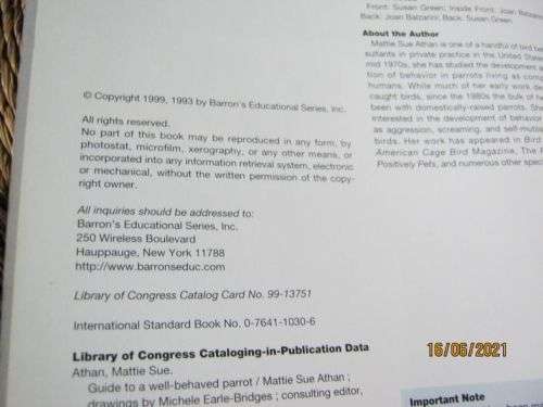 GUIDE TO A WELL-BEHAVED PARROT - MATTIE SUE ATHAN - BARRON`S