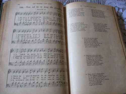 DIE HALLELUJA - PSALMS, GESANGE EN ANDER LIEDERE VIR HUIS, DAG EN SONDAGSKOOL EN JEUGVERENIGINGS