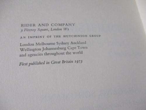 BUDDHISM - AN OUTLINE OF IT`S TEACHING AND SCHOOLS - HANS WOLFGANG SCHUMANN