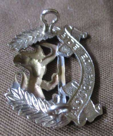 RHODESIAN ARMY PAY CORPS - CAP BADGE