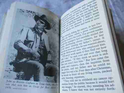 JOHN WAYNE - MY FATHER BY AISSA WAYNE WITH STEVE DELSOHN ( LARGE PRINT )