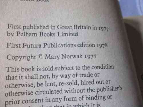 TOFFEES, FUDGES, CHOCOLATES AND SWEETS - MARY NORWAK