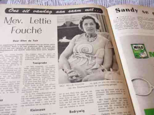 FOTO RAPPORT 29 JULIE 1973 ( HIGH NOON, MERLE WORSELEY, DOUGIE OVENSTONE, JURIE FERREIRA MUSIEK )