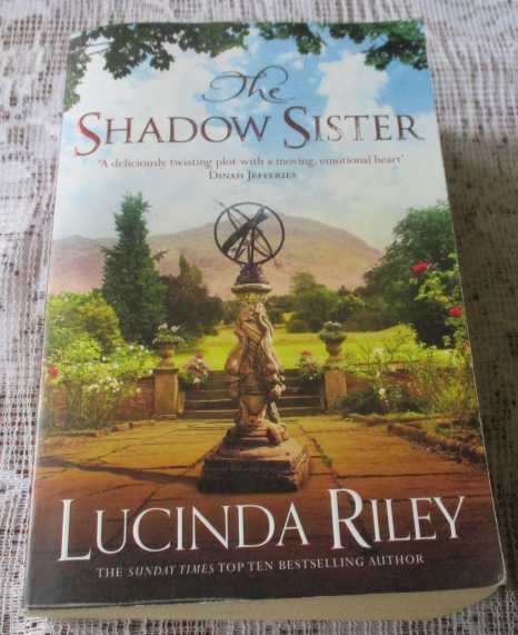 THE SHADOW SISTER - LUCINDA RILEY