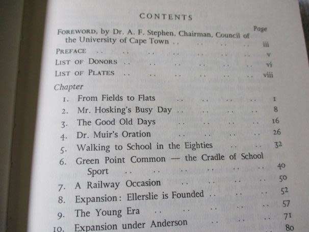 BENEATH THE LION BOLD - THE STORY OF THE GREEN AND SEA POINT BOY`S HIGH SCHOOL - FRANK QUINN