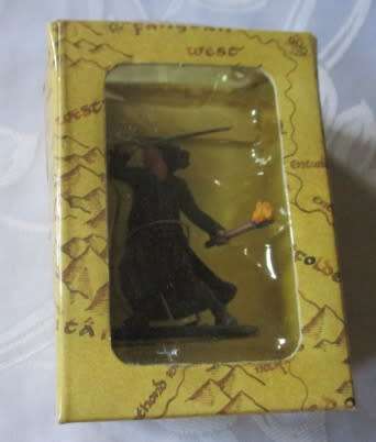 ARAGORN  - LORD OF THE RINGS FIGURINE
