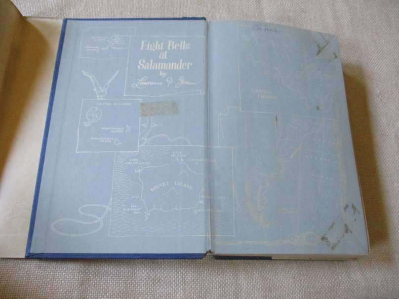 EIGHT BELLS AT SALAMANDER - LAWRENCE G GREEN ( damaged )