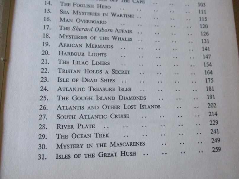 EIGHT BELLS AT SALAMANDER - LAWRENCE G GREEN ( damaged )