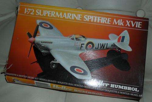 VINTAGE SUPERMARINE SPITFIRE MK XVIE 1:72 HELLER HUMBROL MODEL KIT