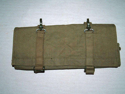 S.A. ARMY SHELTER HOLDER 1970/80'S