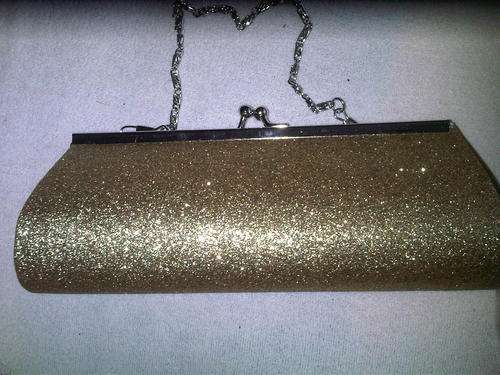 "beautiful clutch bags" makes you look elegant and classy<< show your sense of fashion and style