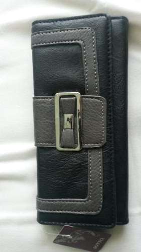 beautiful black SOTTO purse <<only for elegant and classy ladies<< many compartments