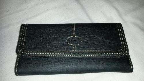 beautiful black "Fino Italy" purse <<only for elegant and classy ladies<< many compartments