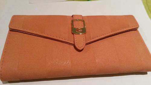 beautiful creamy orange original"HEITAS" purse <only for elegant and classy ladies<many compartments