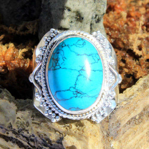 HANDCRAFTED NATURAL TIBETAN TURQUOISE GEMSTONE RING IN 925 STERLING SILVER SETTING