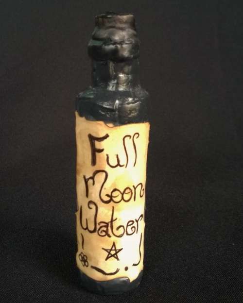 10ml Attraction Oil Love Oil Attract love to you Indulge Oil Blend Love magic Pagan Heathen