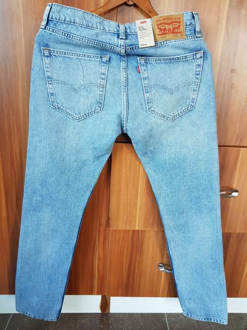 512 Levi's Jean's 32x32
