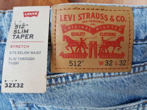 512 Levi's Jean's 32x32